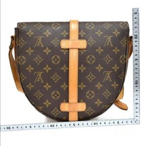 Authentic Louise Vuitton Monogram Chantilly GM
